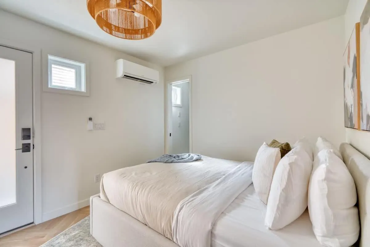 Inn Alberta Arts District Hideaway- Stylish Studio Portland