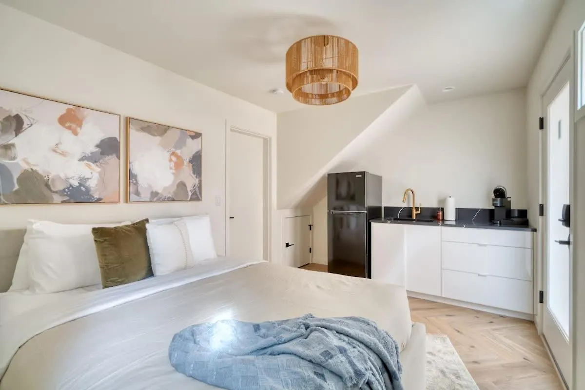 Alberta Arts District Hideaway- Stylish Studio 波特蘭 宾馆